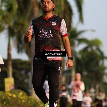 Runner Photo 7723818
