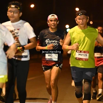 Runner Photo 7723821