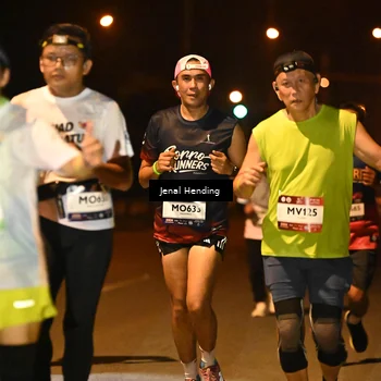 Runner Photo 7723829