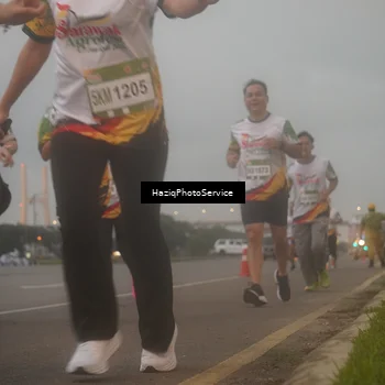 Runner Photo 7723830