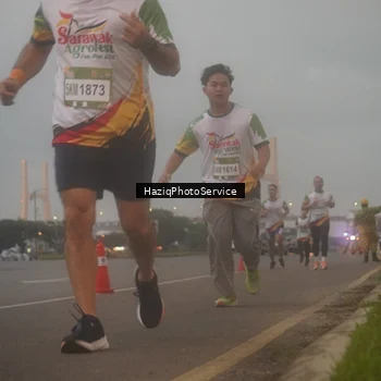 Runner Photo 7723854