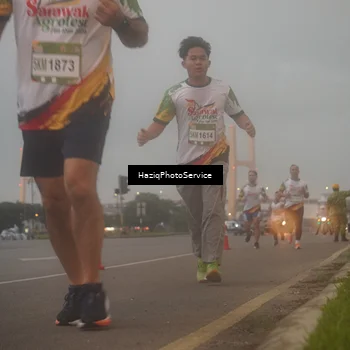 Runner Photo 7723856