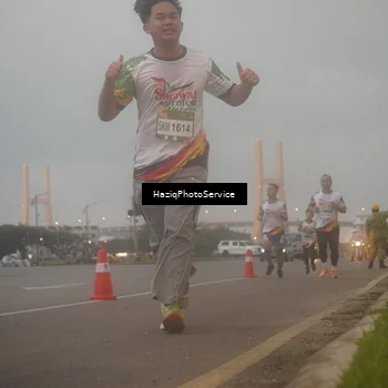 Runner Photo 7723865