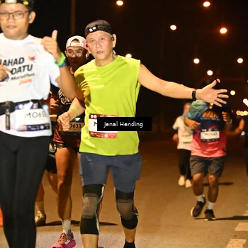 Runner Photo 7723868