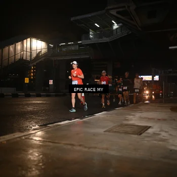 Runner Photo 7723869
