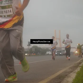 Runner Photo 7723884