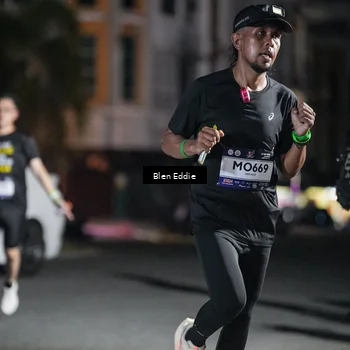 Runner Photo 7723893