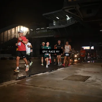 Runner Photo 7723894
