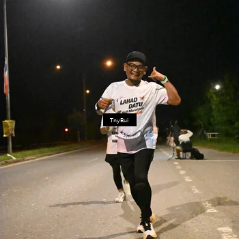 Runner Photo 7723895