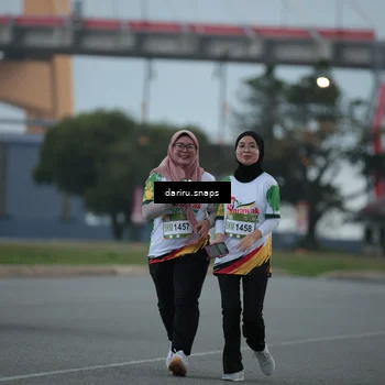 Runner Photo 7723903