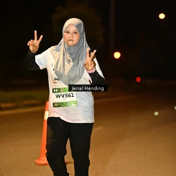 Runner Photo 7723907