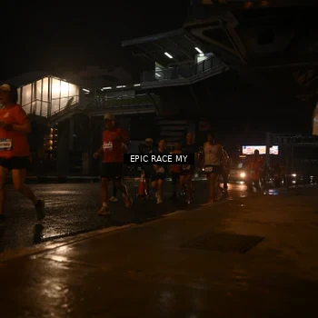 Runner Photo 7723909