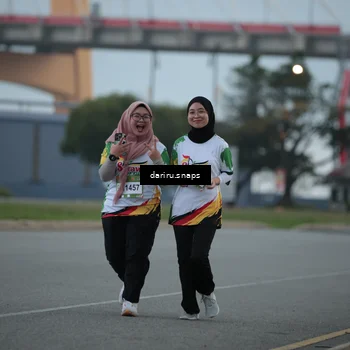 Runner Photo 7723923