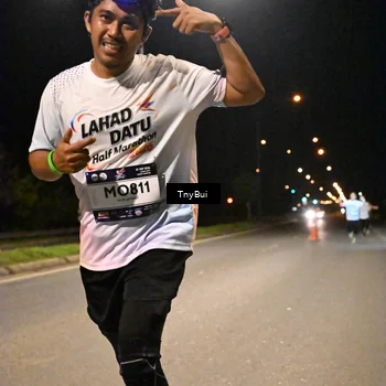 Runner Photo 7723924