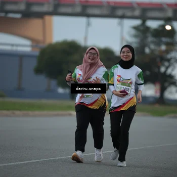 Runner Photo 7723928