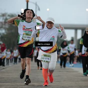 Runner Photo 7723930