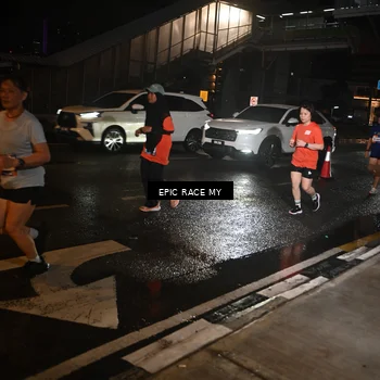 Runner Photo 7723952