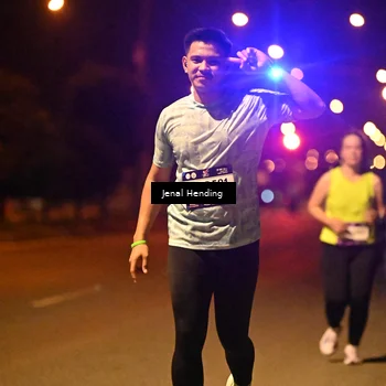 Runner Photo 7723957