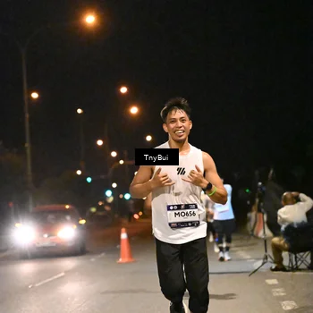 Runner Photo 7723985