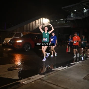 Runner Photo 7723991