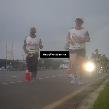 Runner Photo 7724014