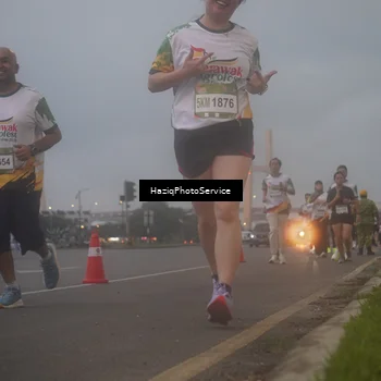 Runner Photo 7724027