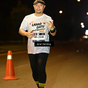 Runner Photo 7724040