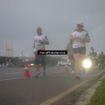 Runner Photo 7724058