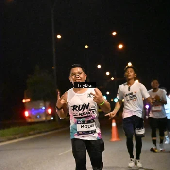 Runner Photo 7724060