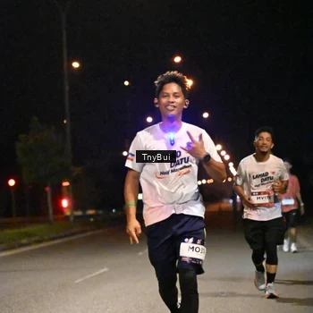 Runner Photo 7724070