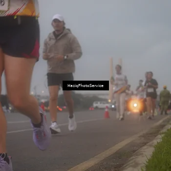 Runner Photo 7724089