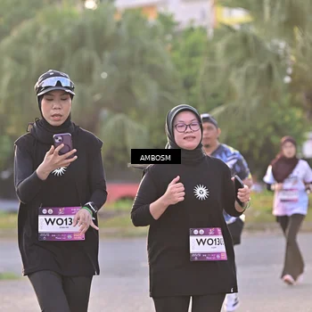 Runner Photo 7724105