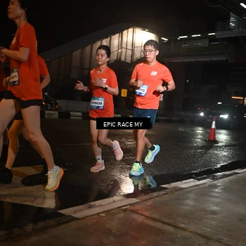 Runner Photo 7724125