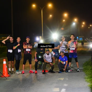 Runner Photo 7724133