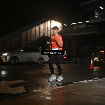 Runner Photo 7724151