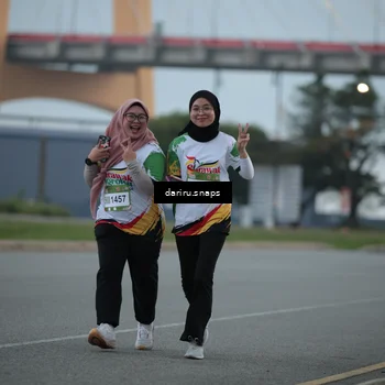 Runner Photo 7724170