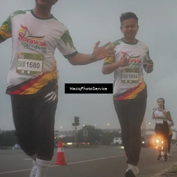 Runner Photo 7724181