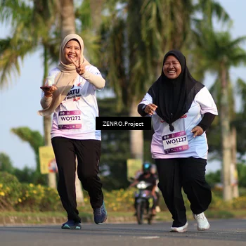 Runner Photo 7724182