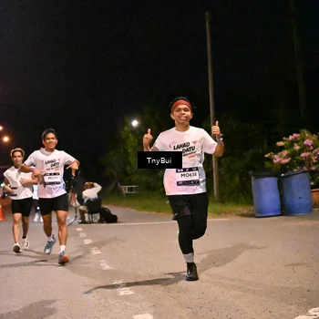 Runner Photo 7724203