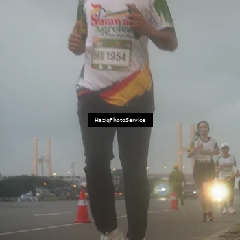 Runner Photo 7724204