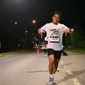 Runner Photo 7724215