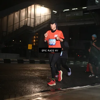 Runner Photo 7724220