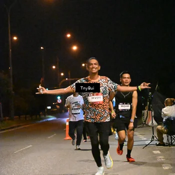 Runner Photo 7724268