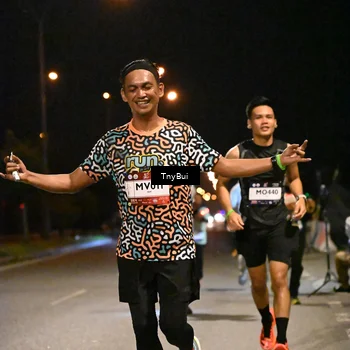 Runner Photo 7724273