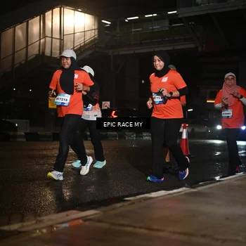 Runner Photo 7724274