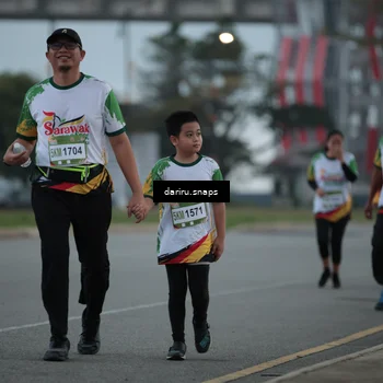Runner Photo 7724279