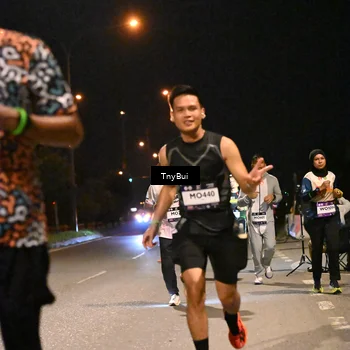 Runner Photo 7724282