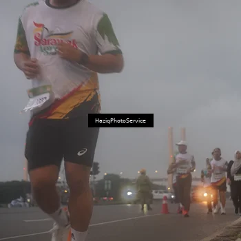 Runner Photo 7724284
