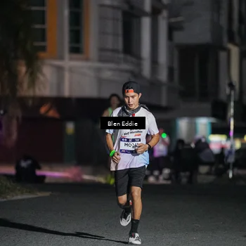 Runner Photo 7724293