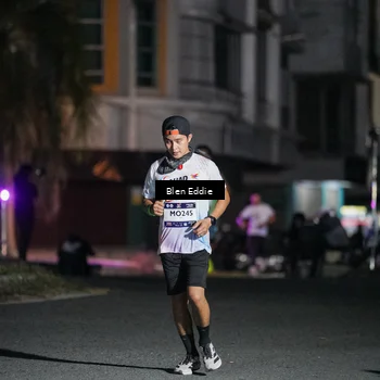 Runner Photo 7724299